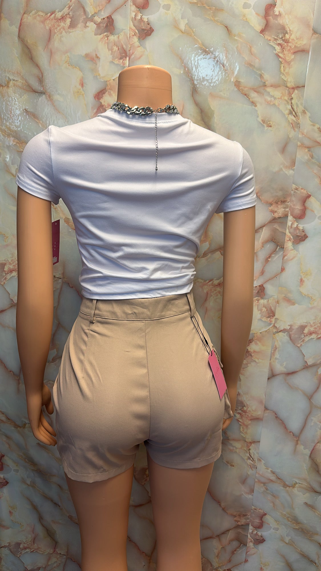Nude cargo shorts